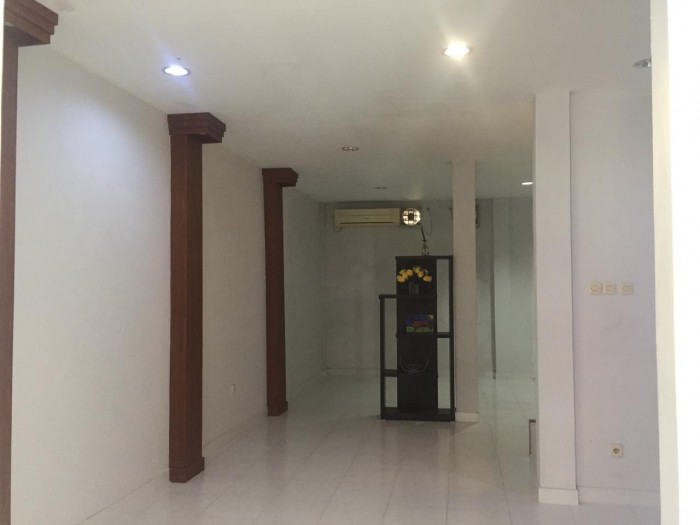 Rumah Disewakan di Komp MPR Cilandak Jakarta Selatan